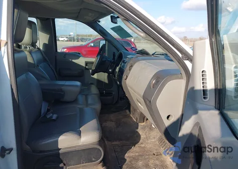 2008 Ford F-150 Stx/Xl/Xlt z USA, uszkodzony, nr VIN 1FTRF12238KC27600